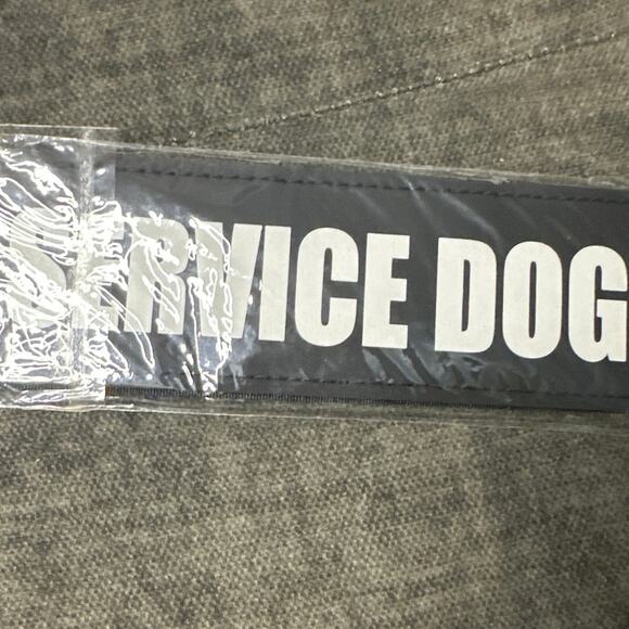 Service Dog patches pack of 2 they are 6x2 Loop & hook attachment or sew on. NWT - Picture 1 of 4